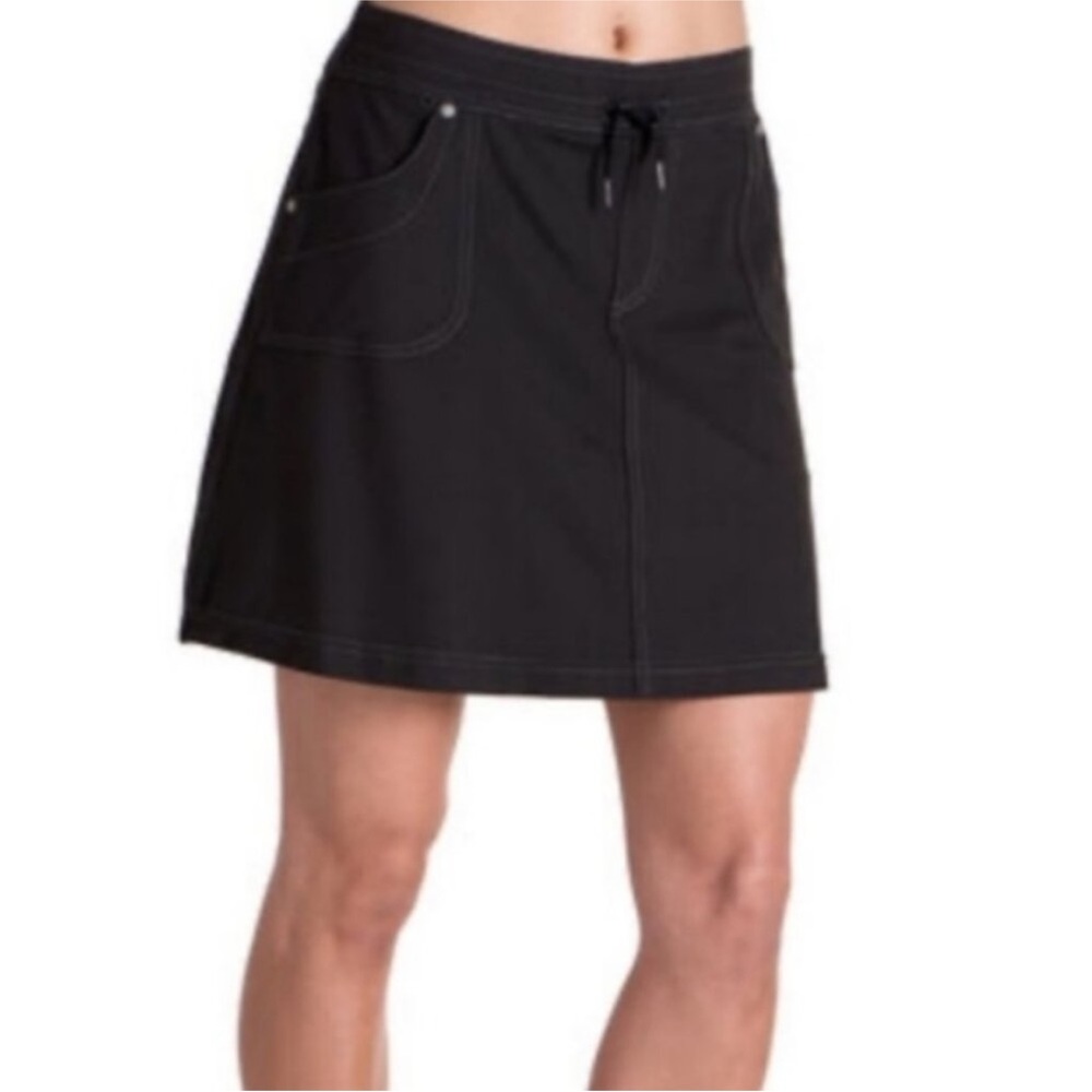 Kuhl Mova Cargo Skort in Raven L